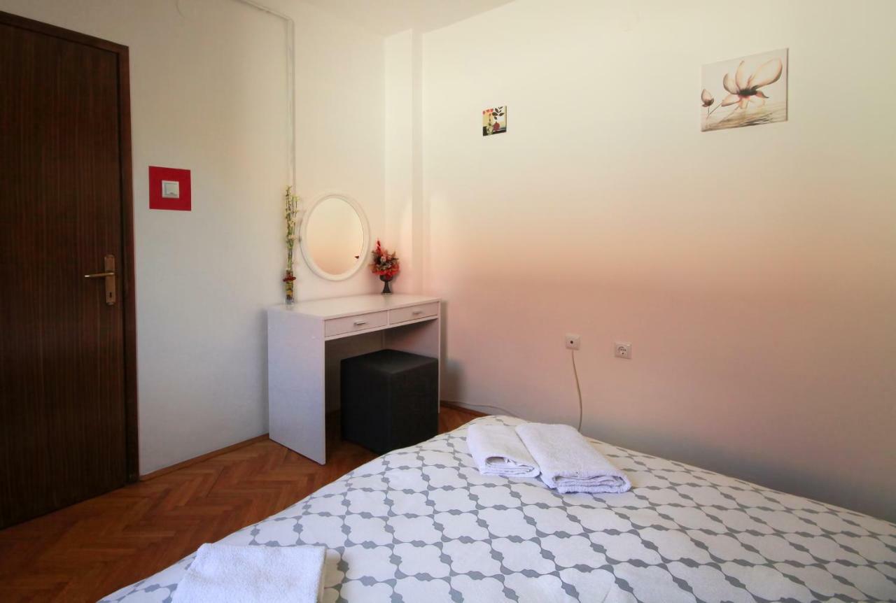 Apartman Katja Rakovica Luaran gambar
